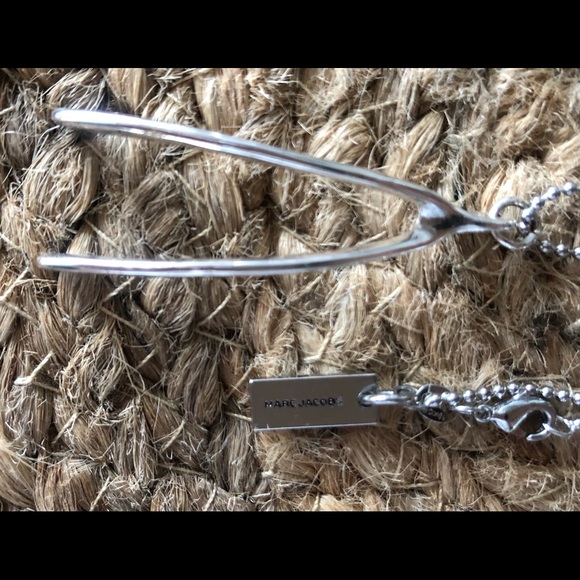 Marc Jacobs Wishbone Necklace - Picture 3 of 4